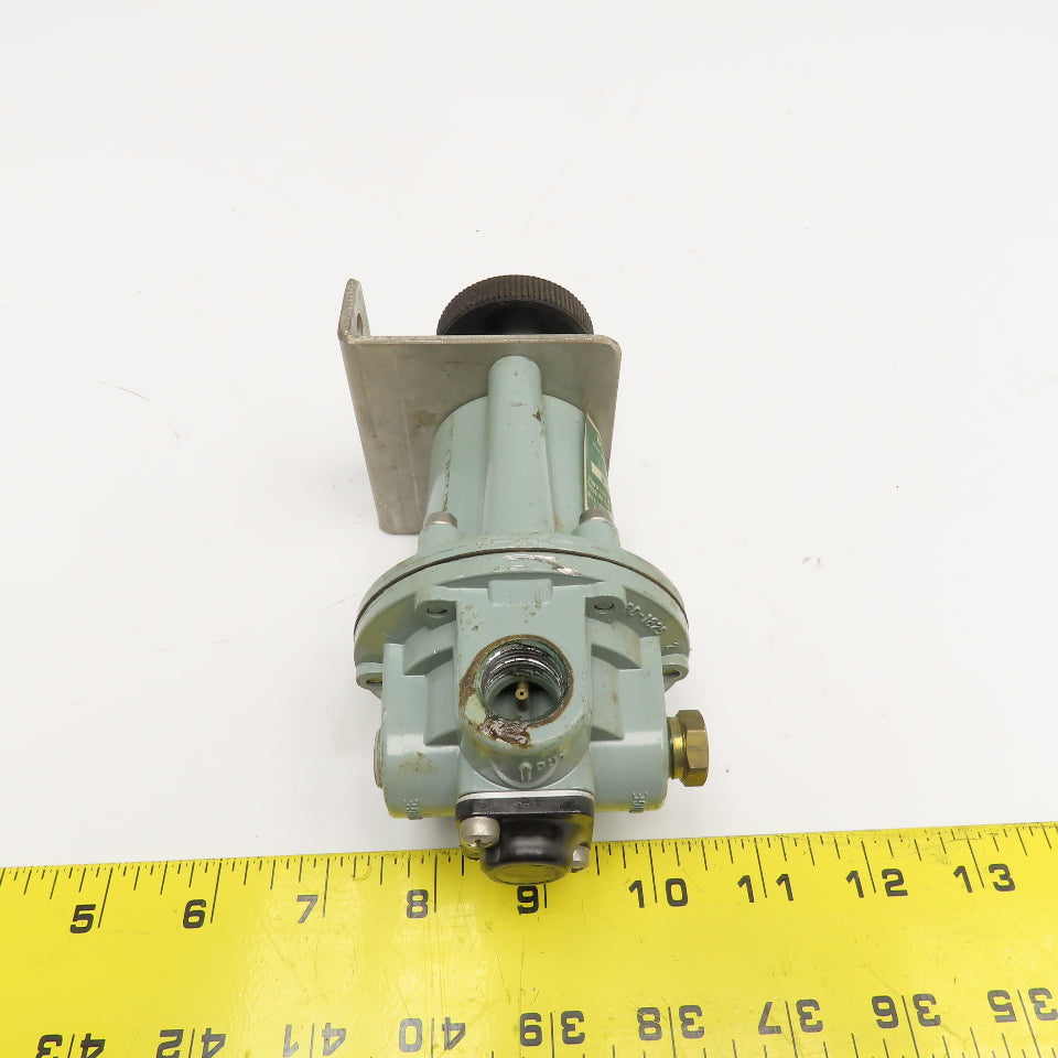 Beloit MC2-75-120B 3/8" NPT Compressed Air Pressure Regulator