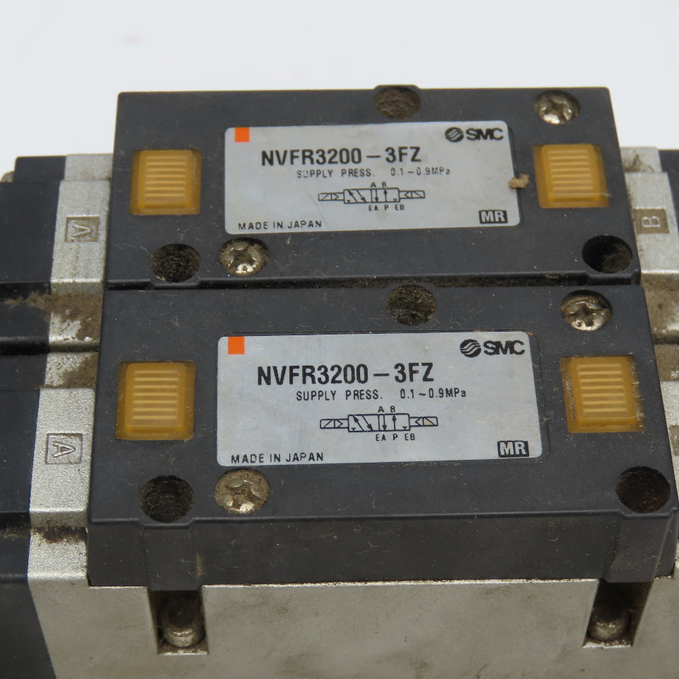 SMC NVFR3200-3FZ 2 Position Pneumatic Valve Manifold Assembly 88-132V Coil