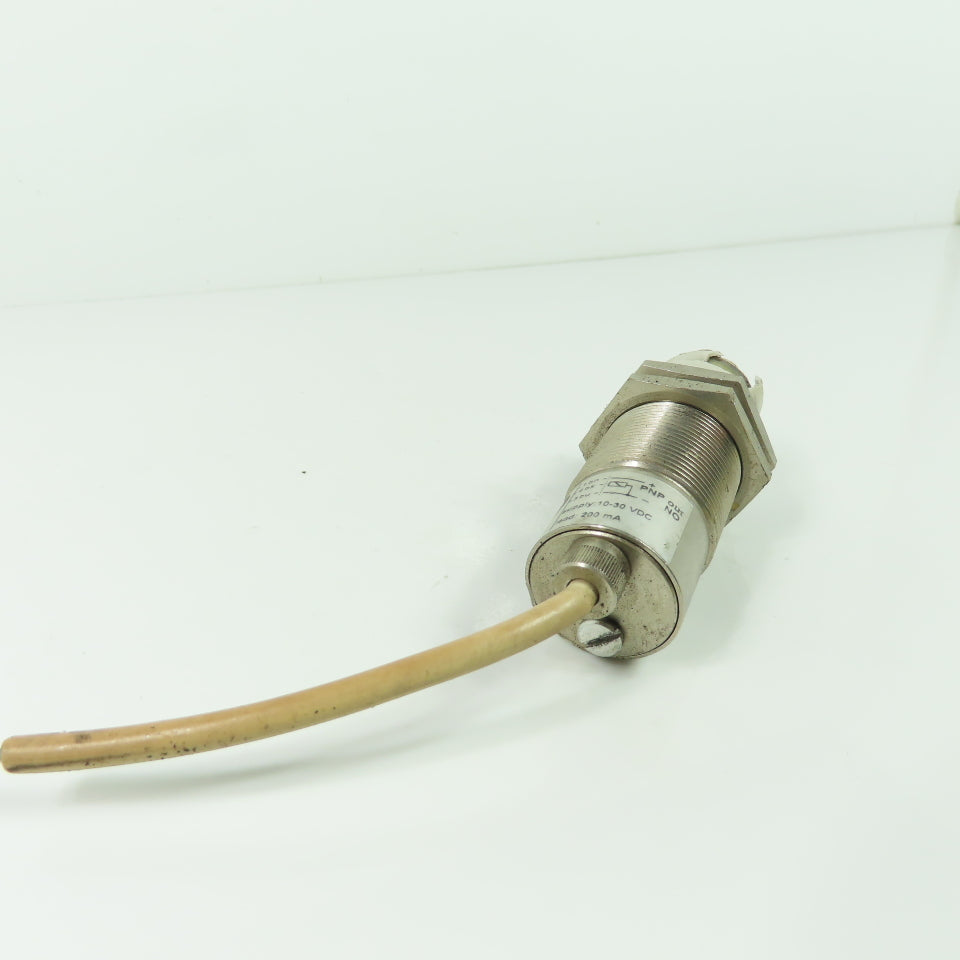MD Micro Detectors CT1-AP-2A Capacitive Proximity Sensor 10-30VDC 200mA