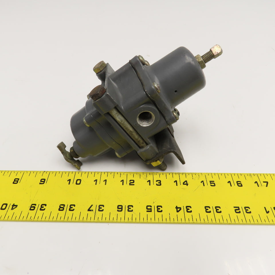 Fisher Controls 67CF-207/GF 1/4" NPT Compressed Air Pressure Regulator 250PSI