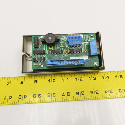 Moore 15756-8-4 Process Controller