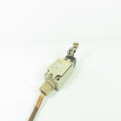 Omron D4B-2311N Limit Switch 400V 2A