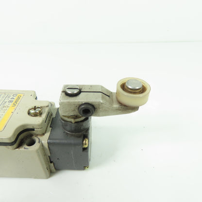 Omron D4B-2311N Limit Switch 400V 2A