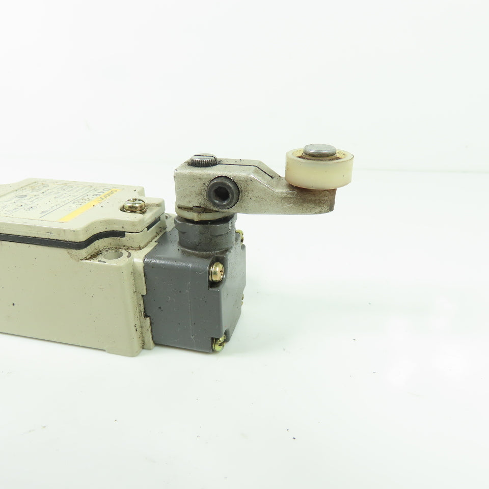 Omron D4B-2311N Limit Switch 400V 2A