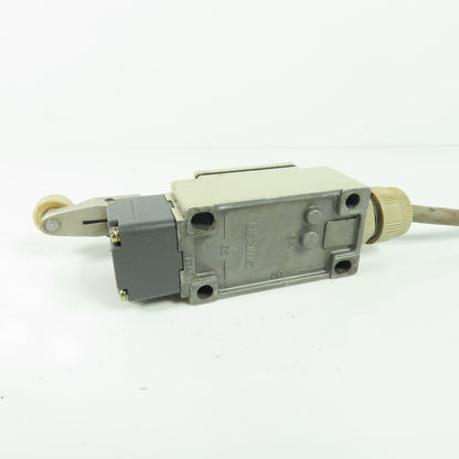 Omron D4B-2311N Limit Switch 400V 2A