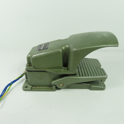 Ojiden DFL-VG-SM2.C Electric Foot Pedal Operator Switch 125VAC 30VDC 0.1A