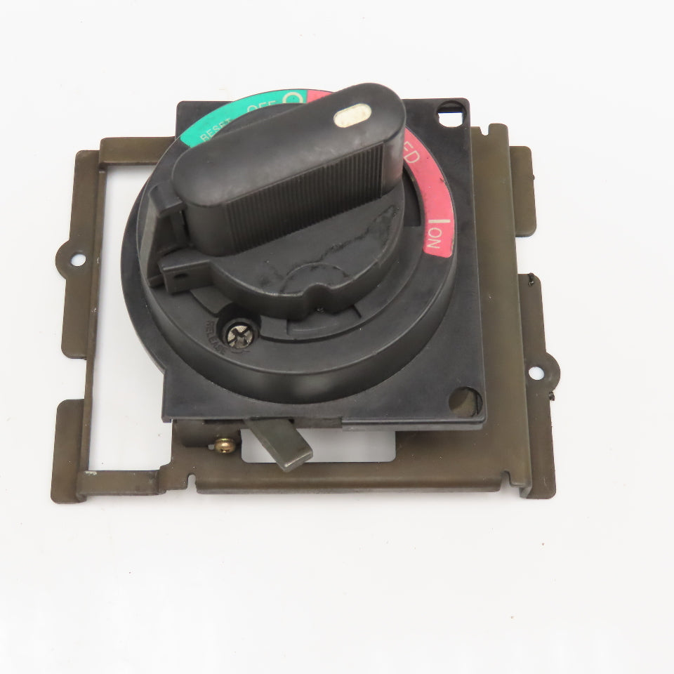 Mitsubishi F2GSWUA Panel Operator Disconnect External Handle