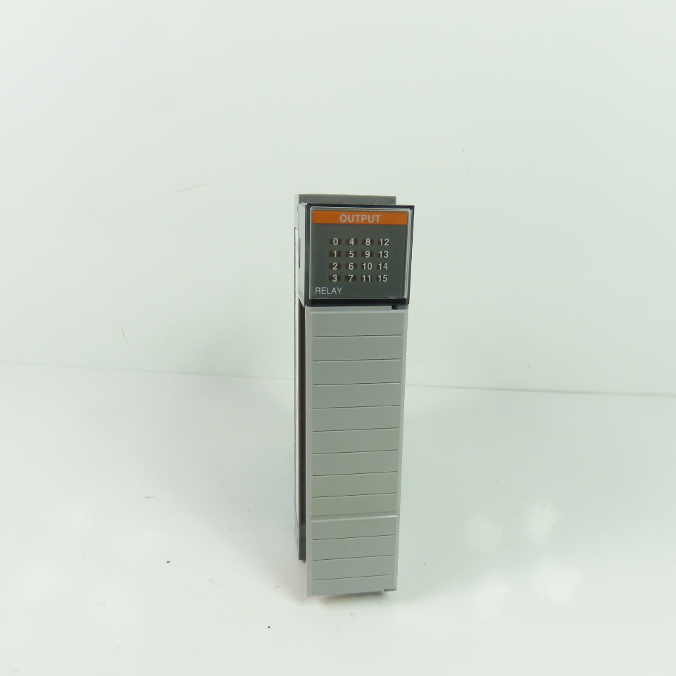 Allen Bradley 1746-OW16 SLC 500 Ser C Output Module (Clean)