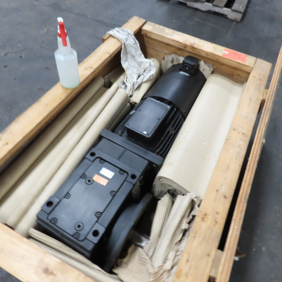 Lenze GKS09-3MVAK-160-32 Helical-Bevel Gear Box Motor 17.536 Ratio 150KW CLP-460