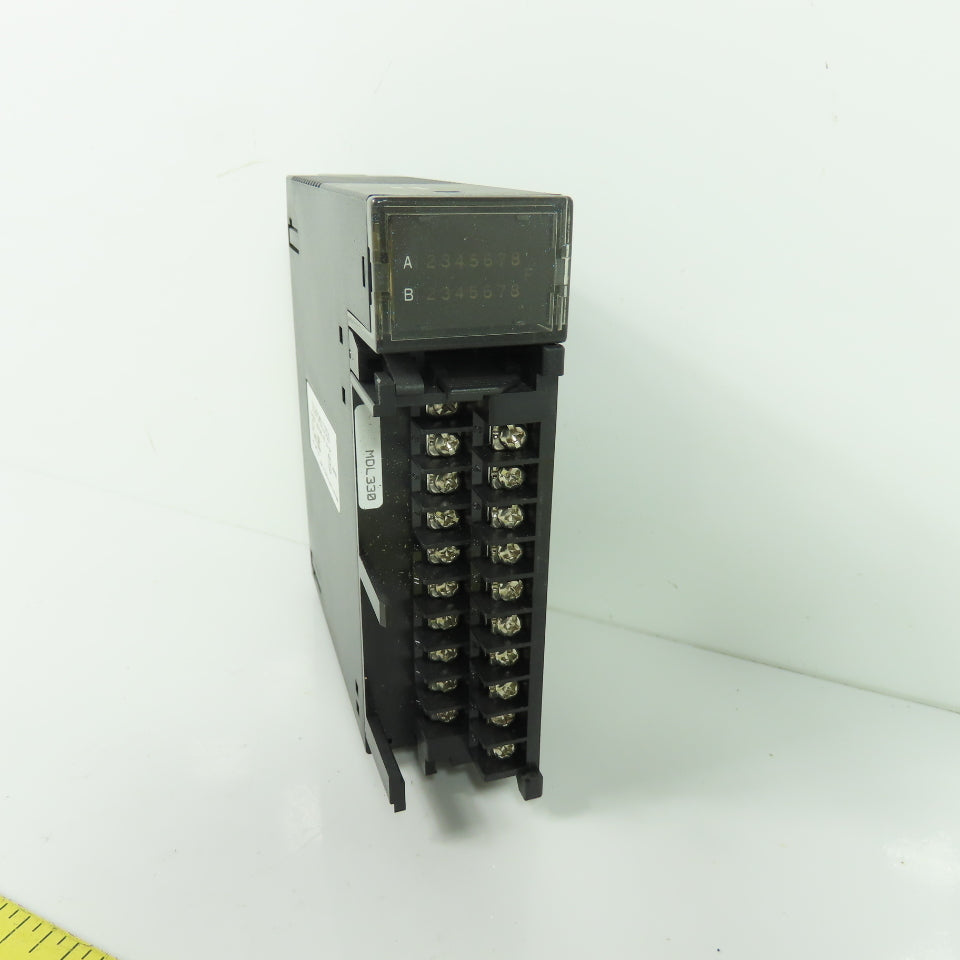 GE Fanuc IC693MDL330D Output Module 120/240VAC 2A 8PT