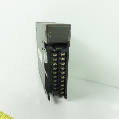 GE Fanuc IC693MDL330D Output Module 120/240VAC 2A 8PT