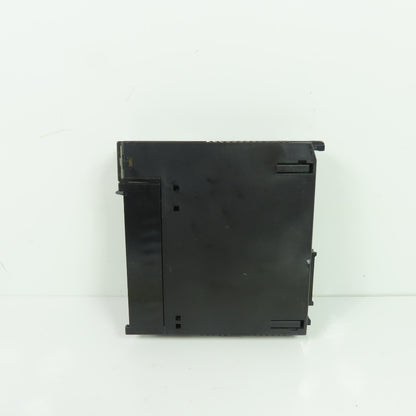 GE Fanuc IC693MDL330D Output Module 120/240VAC 2A 8PT