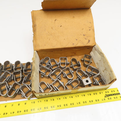 Cooper B3100-1/2 B-Line 1/2" Rigid Conduit Pipe Hanger Bracket Lot Of 30