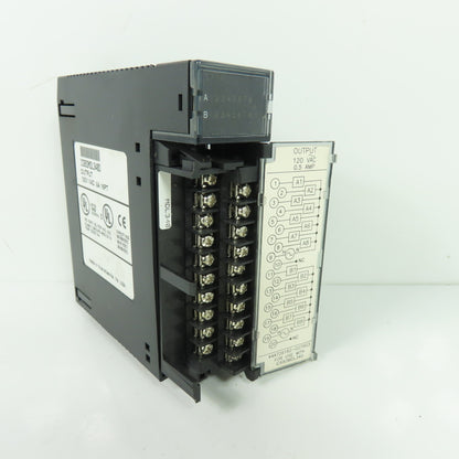 GE Fanuc IC693MDL340D Output Module 120VAC .5A 16PT