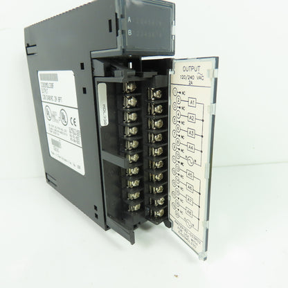 GE Fanuc IC693MDL330F Output Module 120/240VAC 2A 8PT