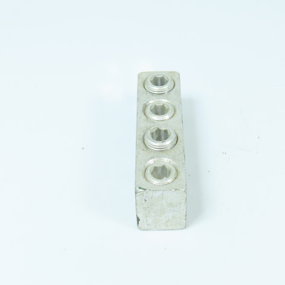 UTILCO PED 250 RH 4-Port Aluminum Power Distribution Lug Block 250 MCM-6 AL-CU