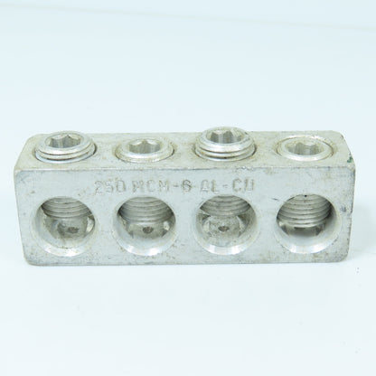 UTILCO PED 250 RH 4-Port Aluminum Power Distribution Lug Block 250 MCM-6 AL-CU