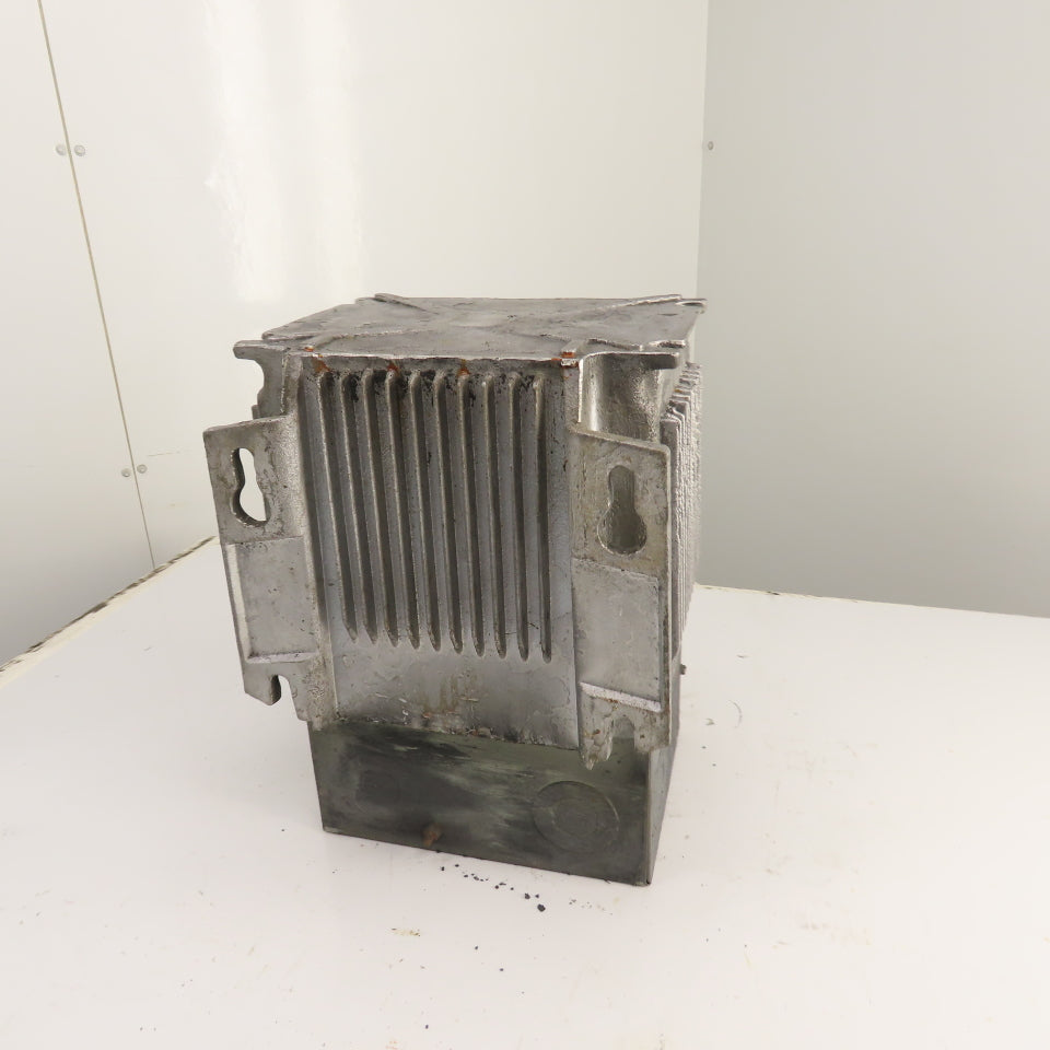 General Electric 9T21B1005 7.5 KVA 60Hz Transformer 240/480V Pri 120/240V Sec