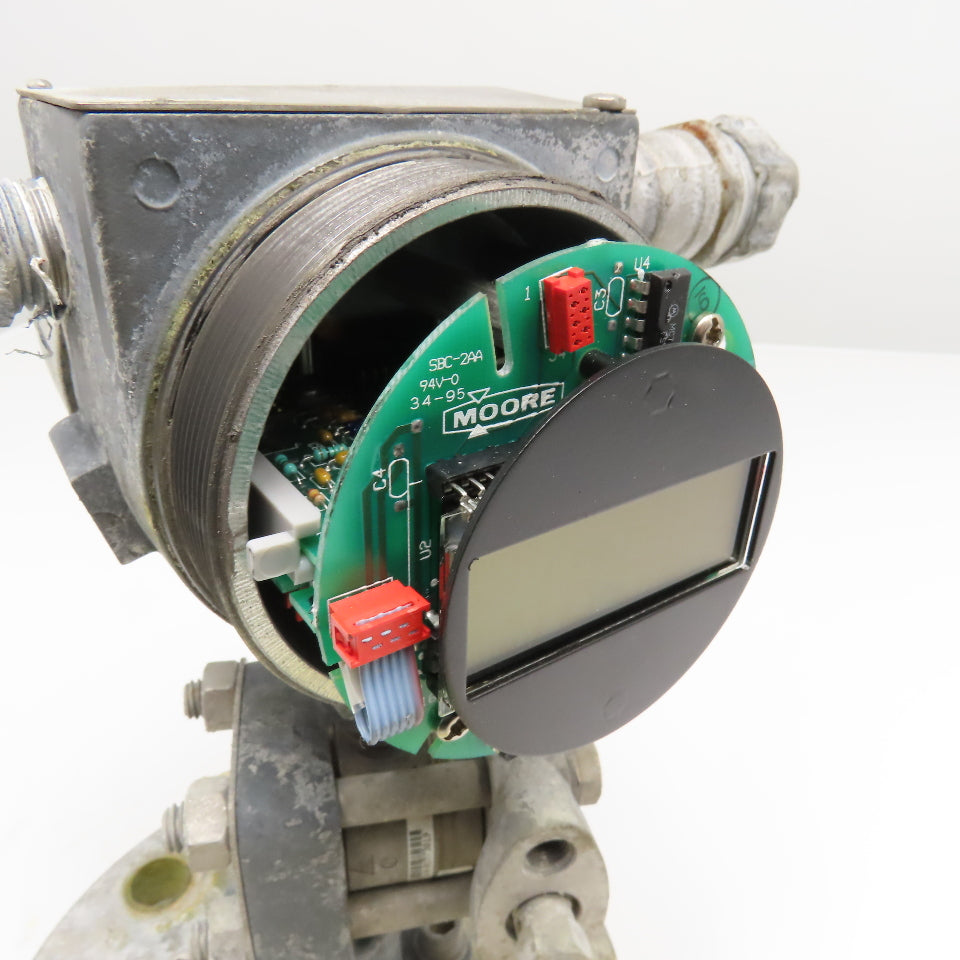 Moore 340F2BHDAB5NN13 XTC Transmitter Controller 3" Flange 10/450"/H2O 42V