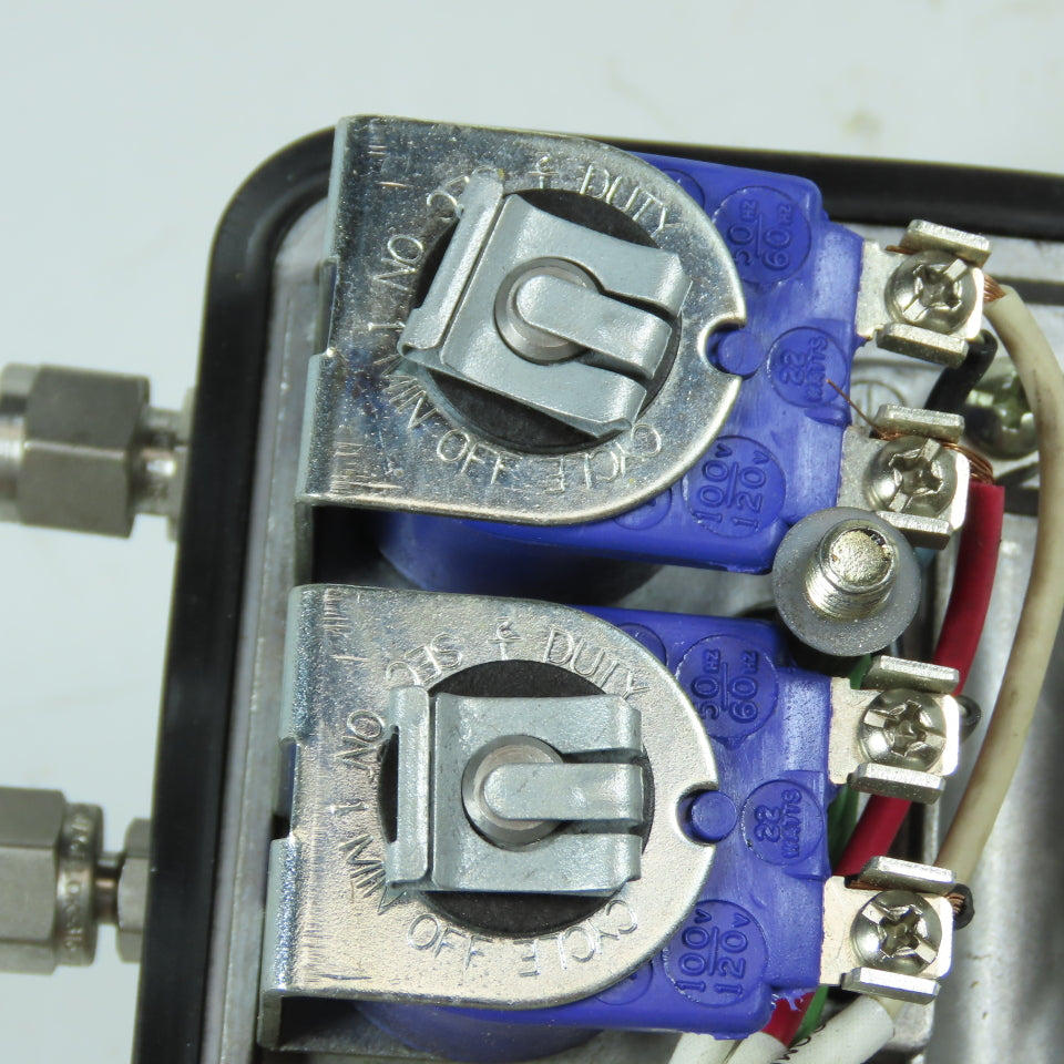 Goyen RCA 3D2 Dual Valve Assembly W/ Mount Plate