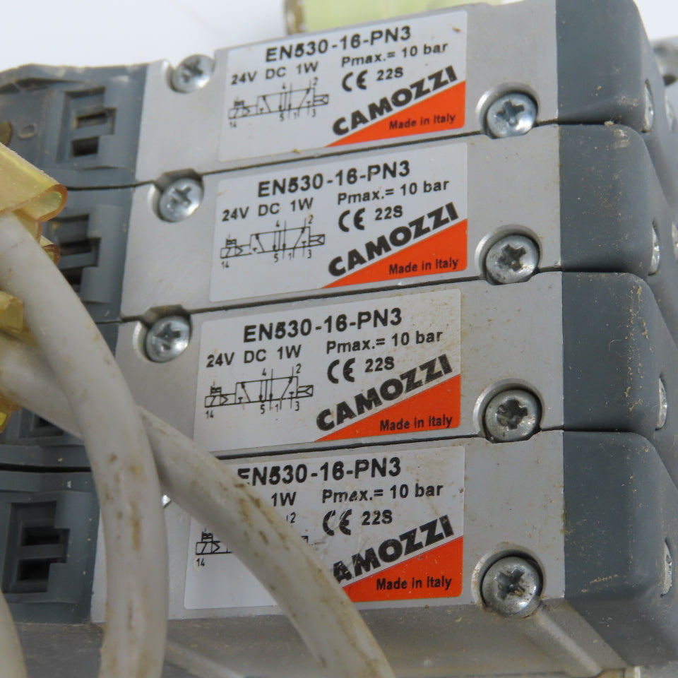 Camozzi EN530-16-PN3 2 Position Solenoid Valve Bank Manifold Assembly 24VDC