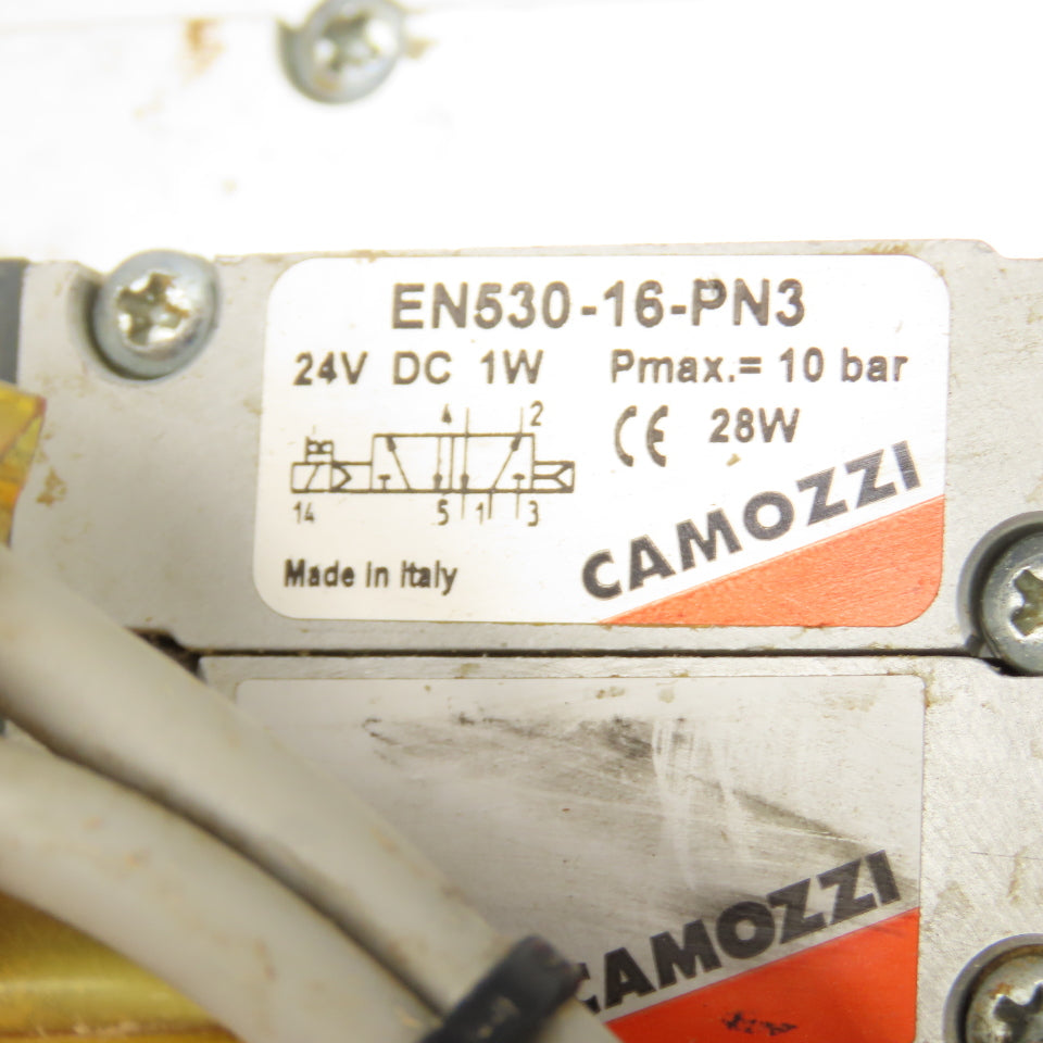 Camozzi EN530-16-PN3 2 Position Solenoid Valve Bank Manifold Assembly 24VDC