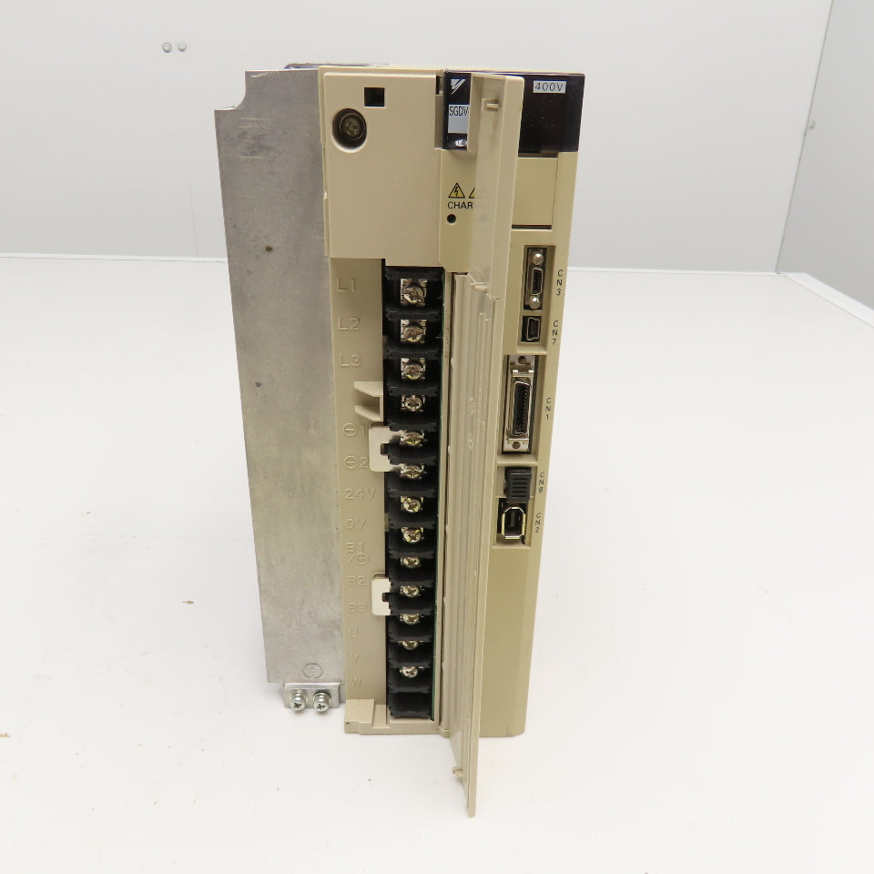 Yaskawa SGVD-120DE1A002000 400V Servopack 380-480V Input 0-480V 0-300Hz