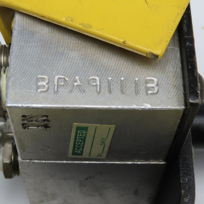 Knight BPA9111B 3 Button Pneumatic Control Handle Hoist Pendant Valve 1/4" NPT