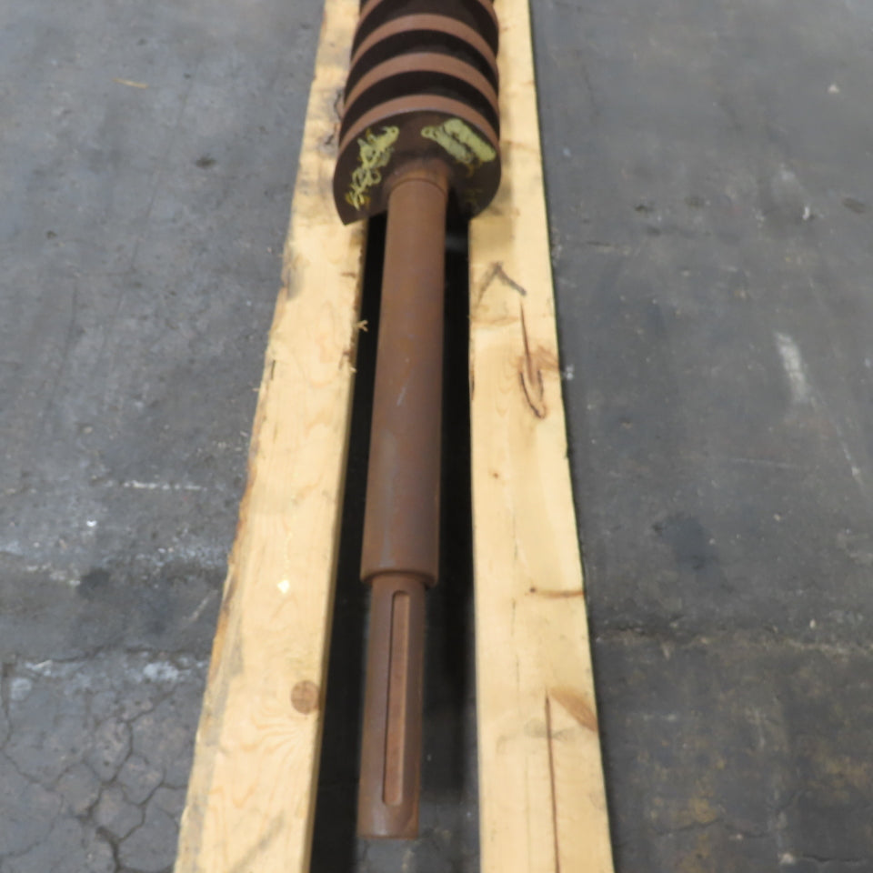 7" OD Right Hand Turn Steel Screw Auger 141" Screw 164-1/2" OAL