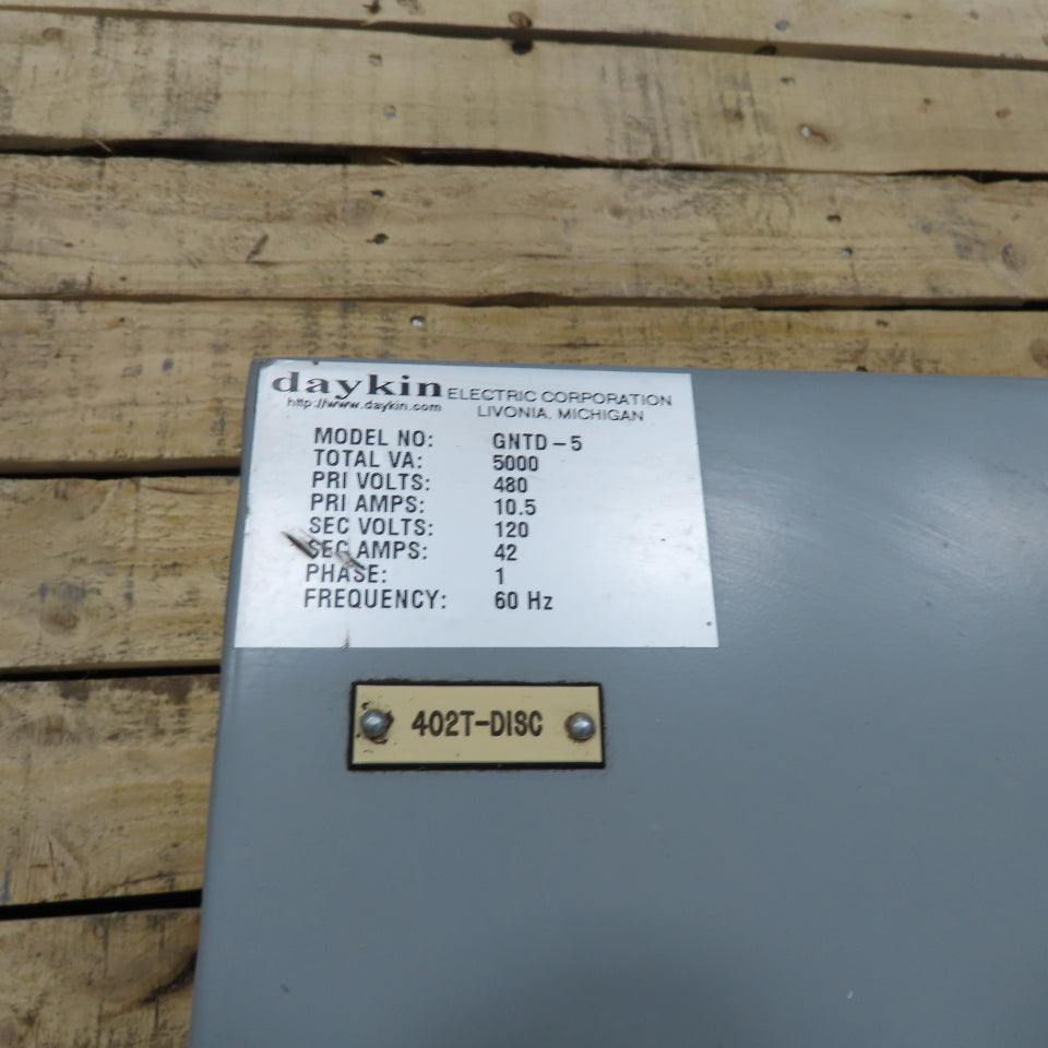Daykin GNTD-5 5000VA Transformer Disconnect 480V 10.5A Pri 120V 42A Sec