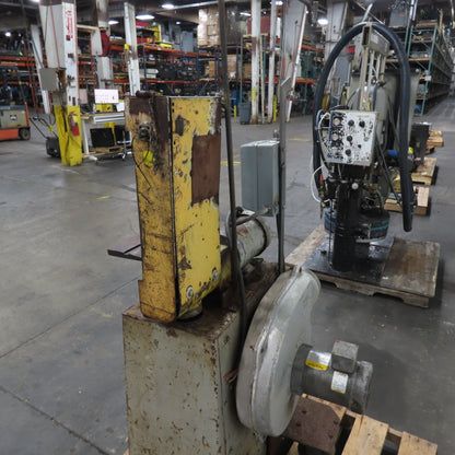3HP 6" W Vertical Belt Sander 3Ph 230/460V W/Vacuum Base