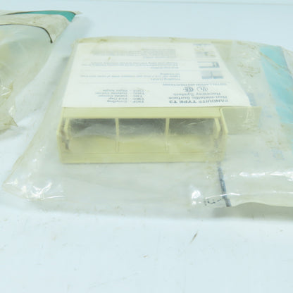 Panduit T3RAEI Type T3 Non-Metallic Surface Raceway Right Angle Lot Of 2