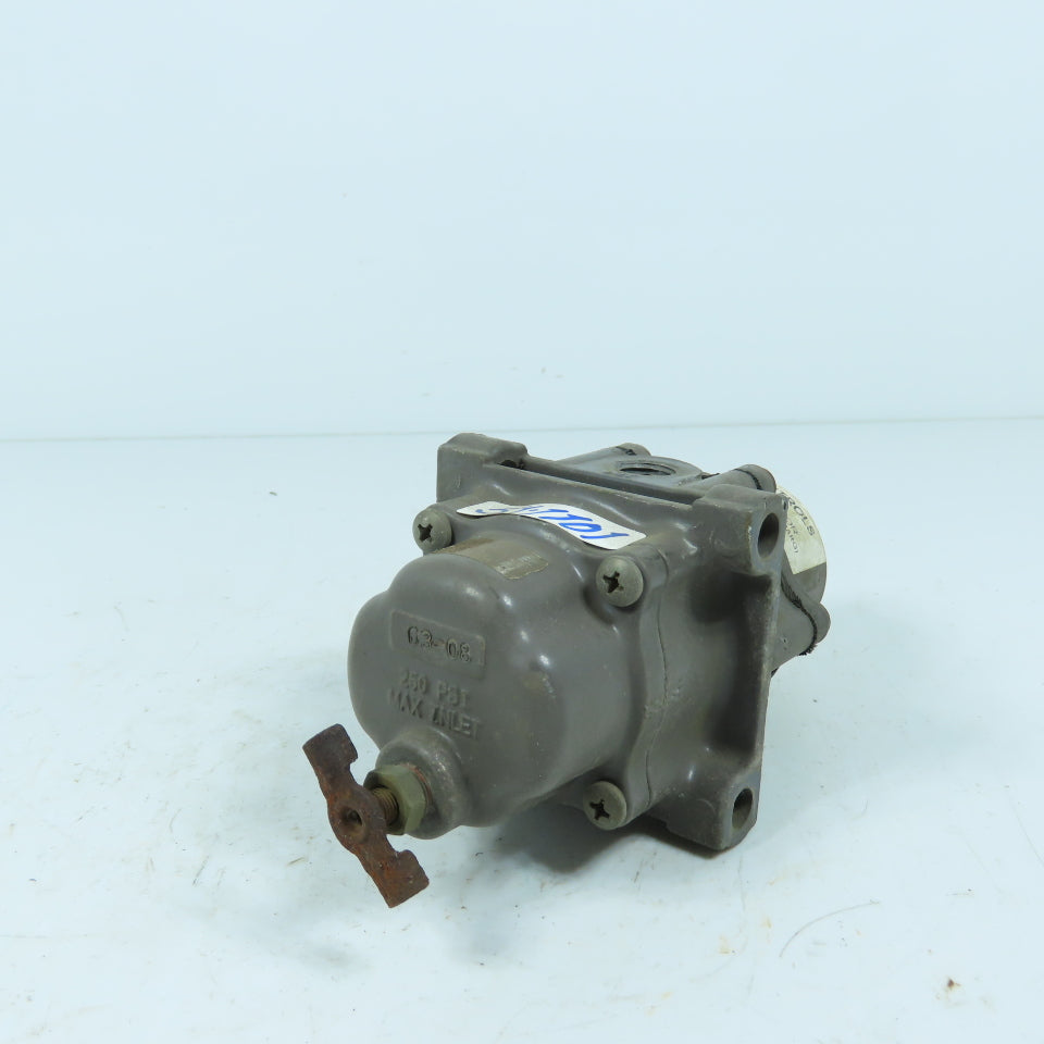 Fisher Controls 67CFR-225 Air Pressure Regulator Max 250 PSI Range 0-60PSI 1/4"