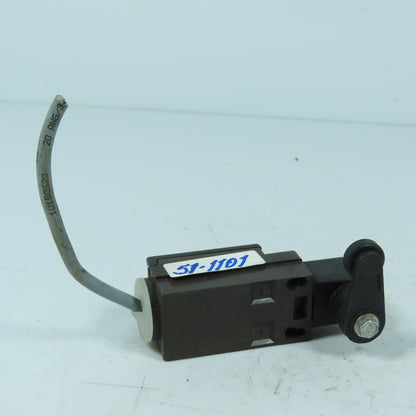 Schmersal ZV1H 236-11z-U180 Roller Arm Limit Switch IP67 500V AC-15