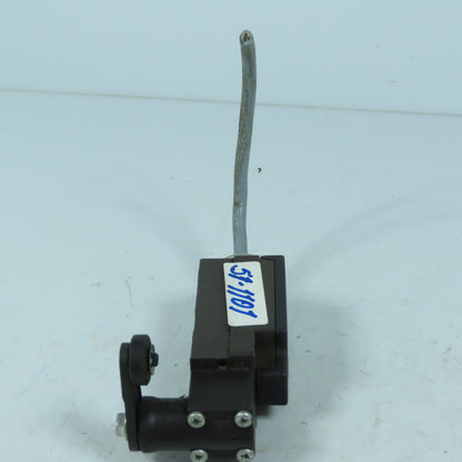 Schmersal ZV1H 236-11z-U180 Roller Arm Limit Switch IP67 500V AC-15