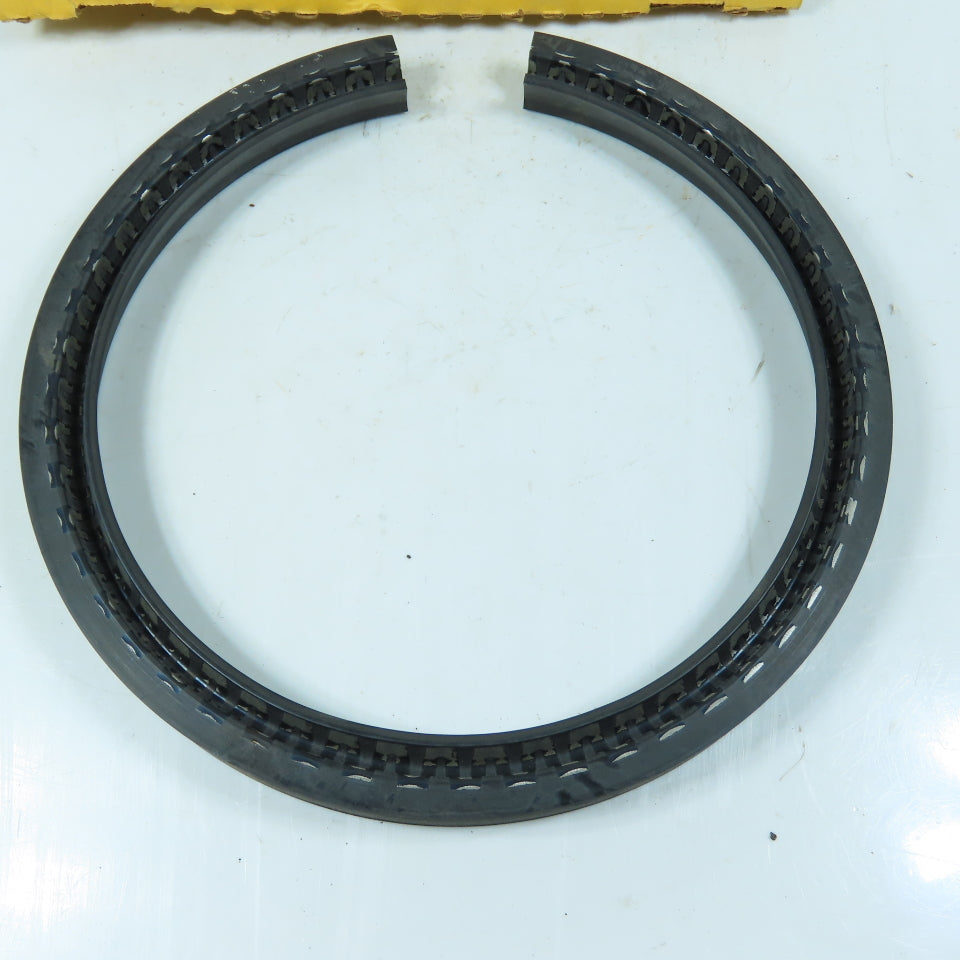 Garlock 69-32-9590 Oil Seal 23mm x 3527mm 7-1/4" x 8-3/4" x 3/4"