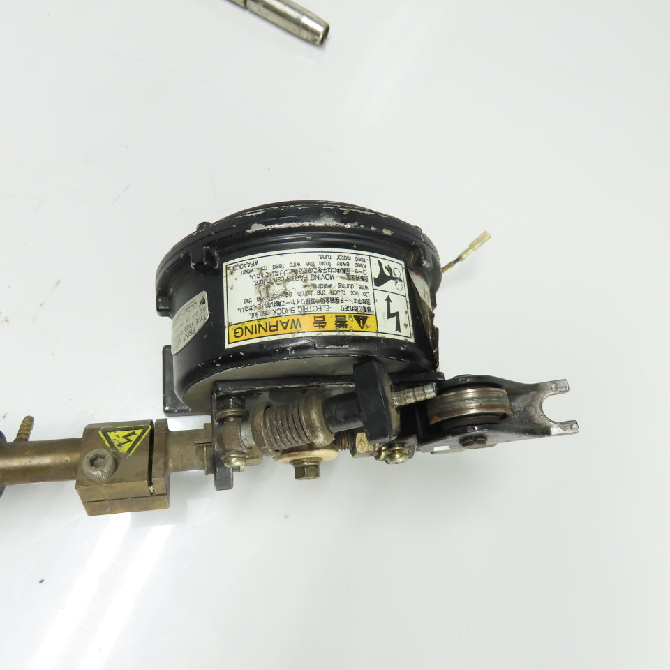 Yaskawa PMEE-12-KB31 Gearbox Wire Feed Unit 24VDC 5A 144RPM 1/25 Ratio W/Mig Gun