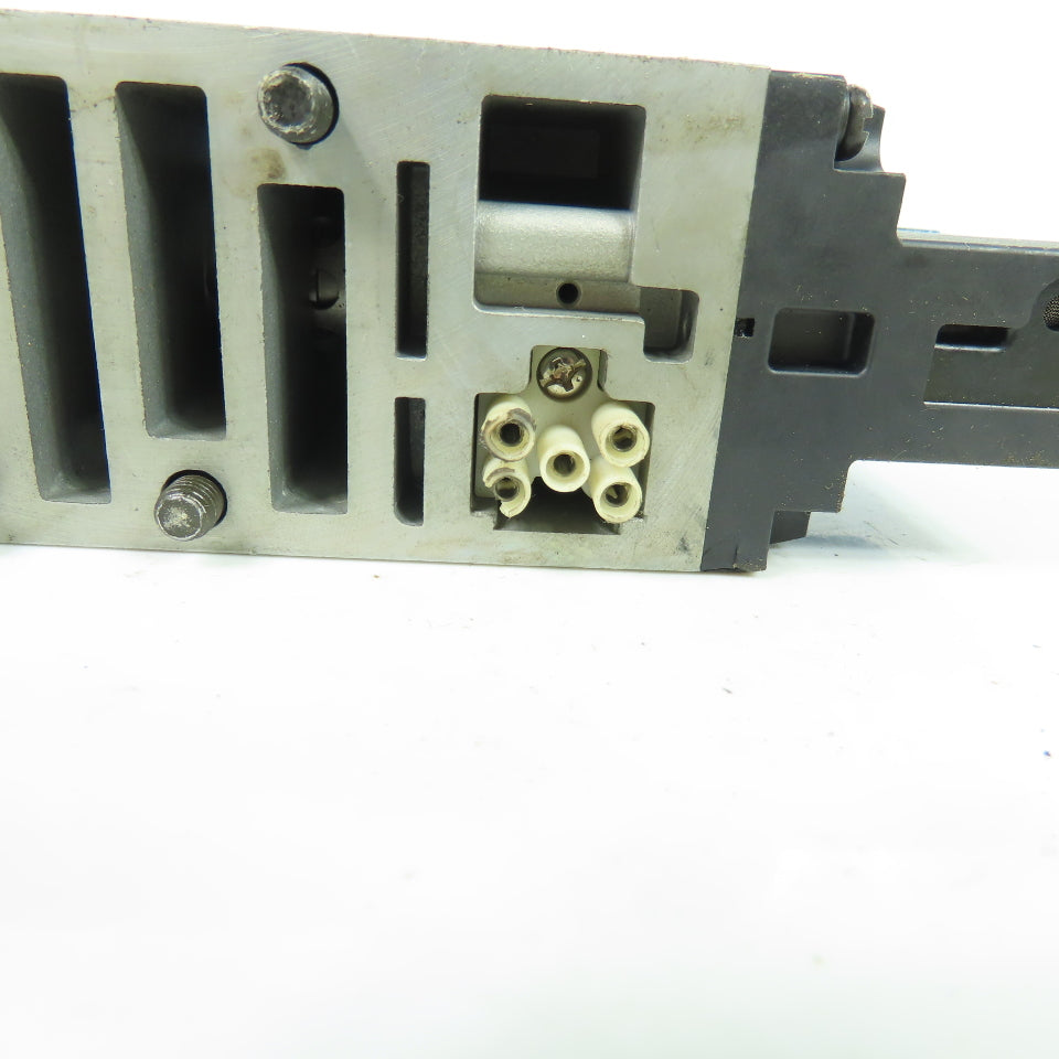 SMC <-- VSS8-8-FIG-D-3EZ-V1 Solenoid Valve 24VDC 0.075A 142PSI