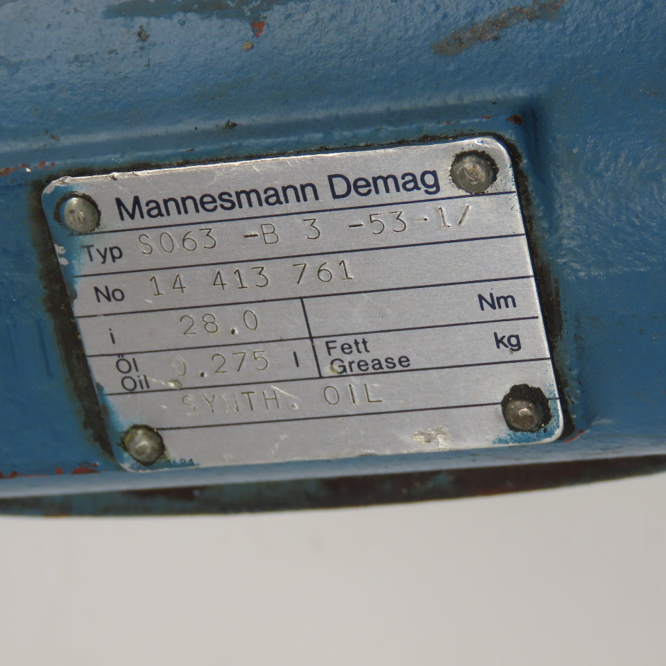 Mannesmann Demag S063-B3-53-1 28:1 Ratio Right Angle Gear Reducer 28mm Shaft