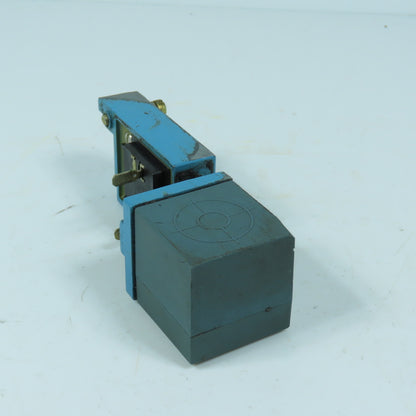Honeywell 973H261-A7T-L Microswitch Proximity Sensor Switch 20-260VAC Incomplete