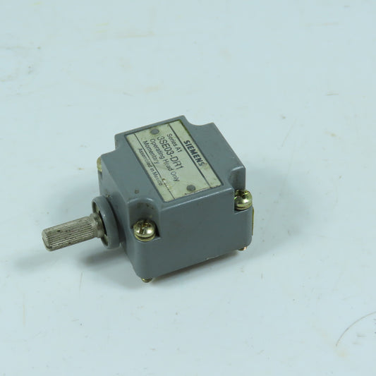 Siemens 3SE03-DR1 Series A1 Momentary Operating Head Only
