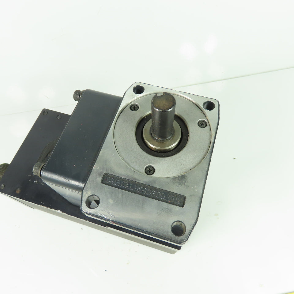 Oriental Motor 5GU120RH 120:1 Ratio Gear Head 5/8" Shaft