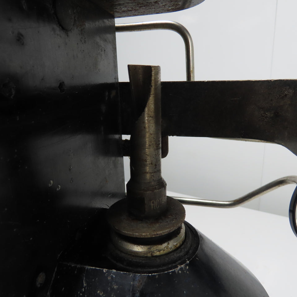 Robotic Tough Gun Reamer Nozzle Cleaning Station