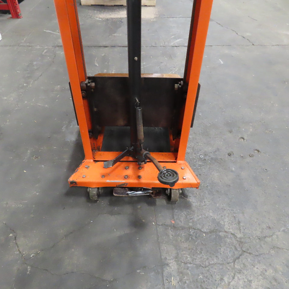 Presto M166 1000Lbs Capacity Hydraulic Rolling Stacker Lift Truck 21"-80" Lift