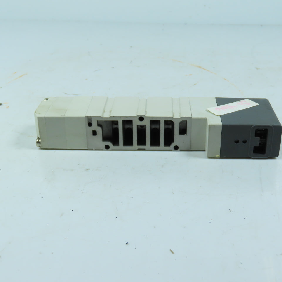 SMC VQC4300-5 Pneumatic Solenoid Valve 0.15-1.0MPa