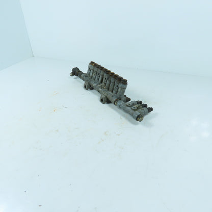 Vogel 13 Port Piston Oil Lubricator Distributor Manifold