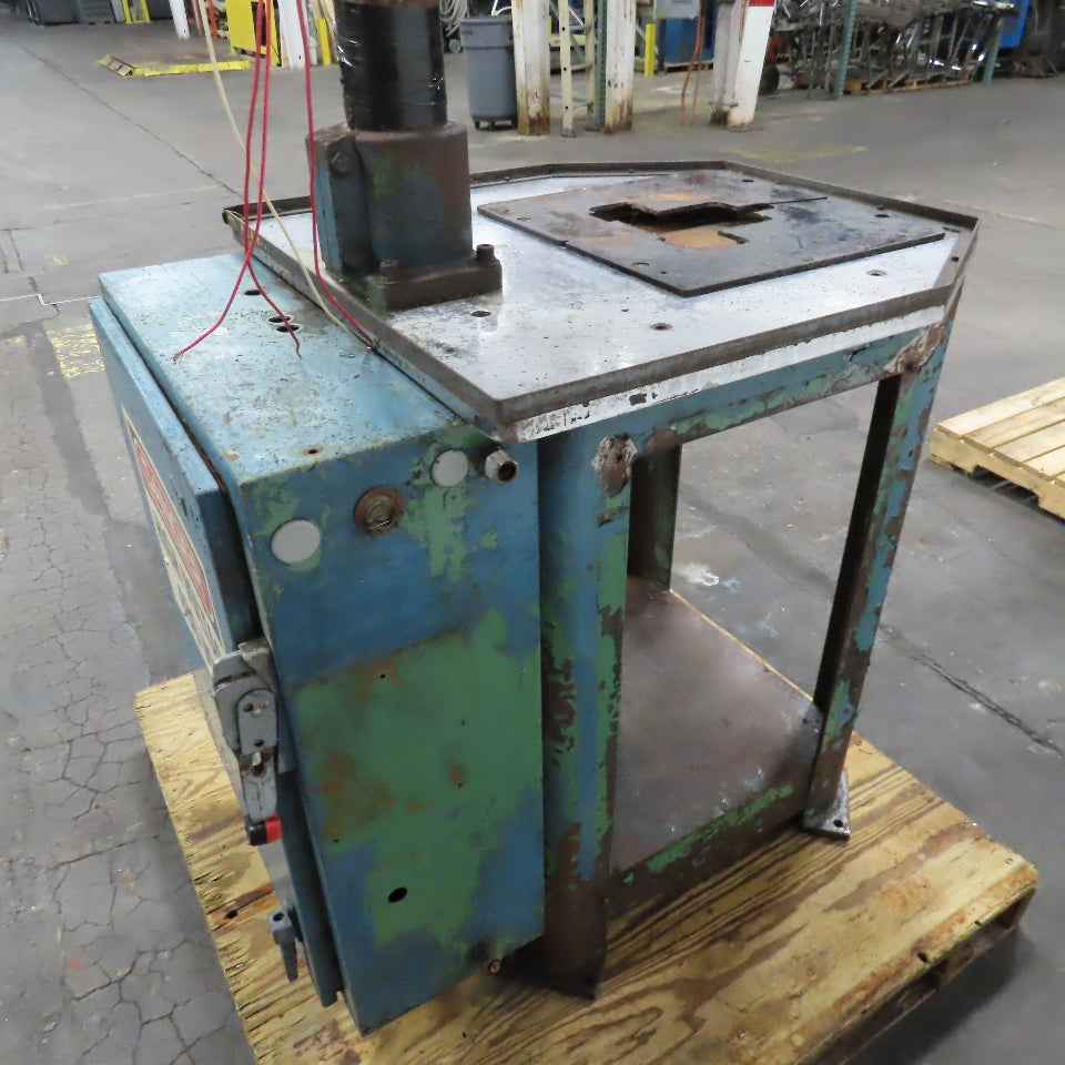 Clausing 2234 Bench Model Drill Press 150-2000RPM Adjustable Speed 208-230/480V