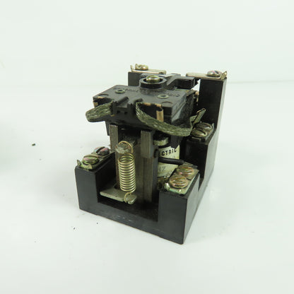 General Electric 2790E100A96 10A Relay 240V 40Hz NEW