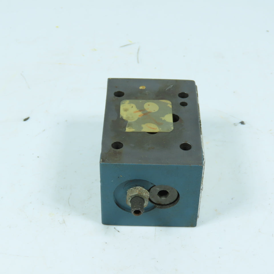 Bosch MDF 06 AB ADM 9 810 161 169 4 Way 3-Pos Hydraulic Valve 4500PSI