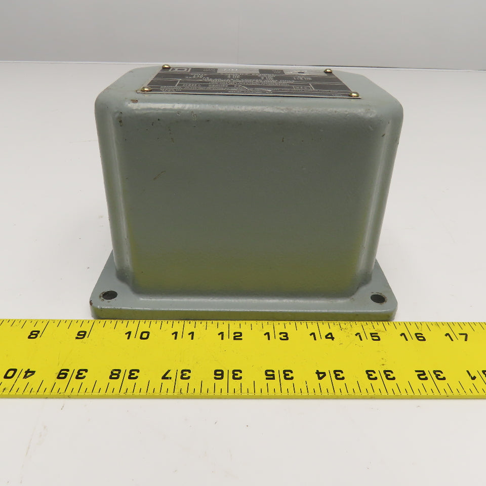 Square D Class 9038 Type DR-7 9038DR-7 Float Switch Cast Iron Cover Only